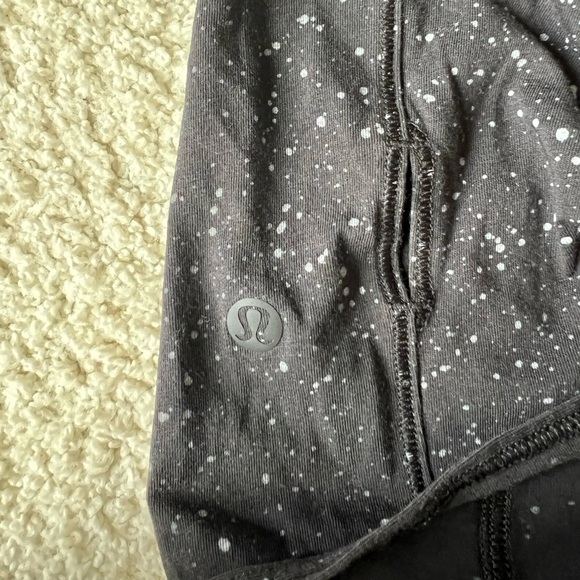 Lululemon Black Speckled Tie Back Tank top - Picture 3 of 3